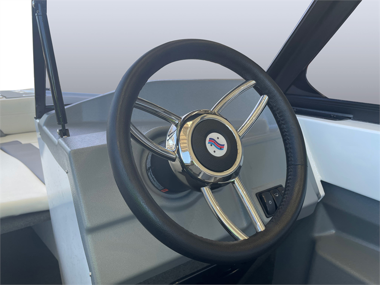 quintrex freestyler  boat steering wheel | captain bundle